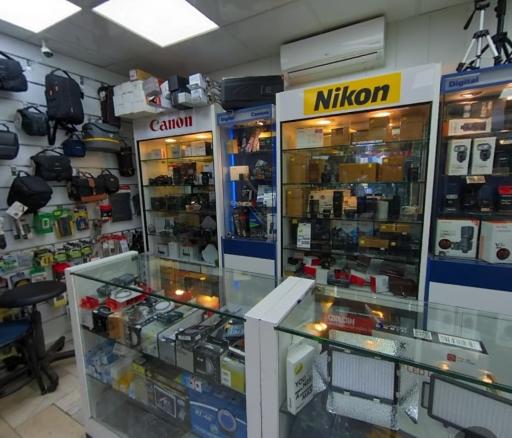 عکس فروشگاه لوازم عکاسی حقیقی 