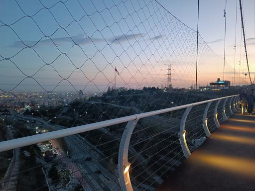 عکس پل معلق آسمان تهران