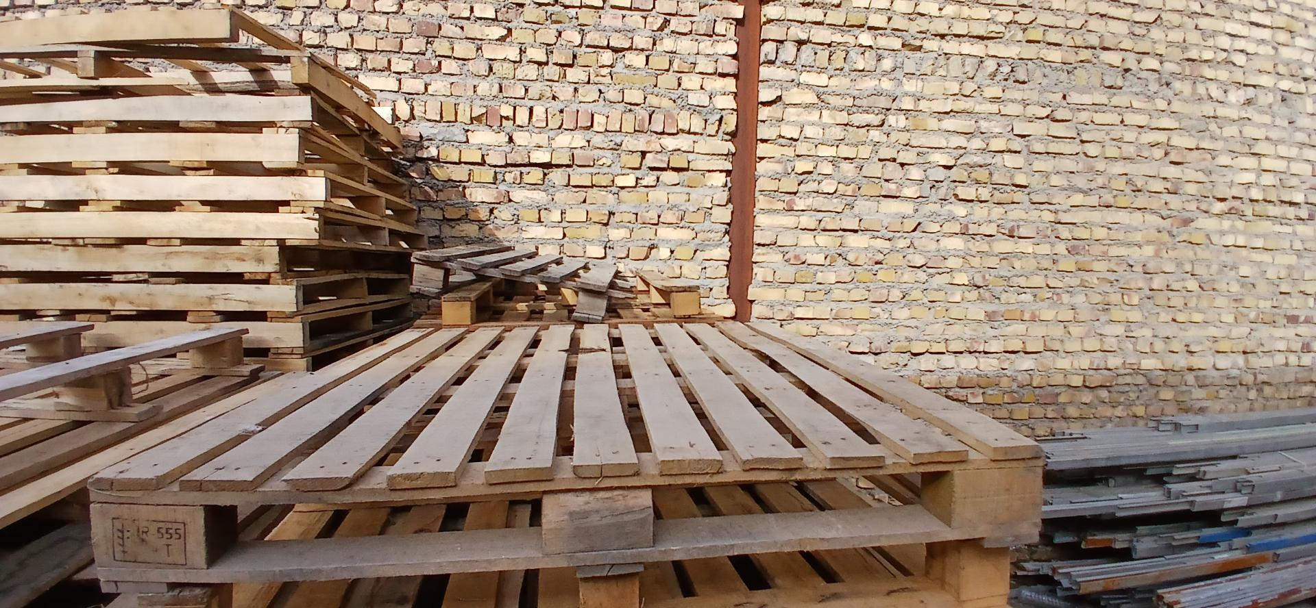 عکس انبار شرکت کناف  راش سازه 