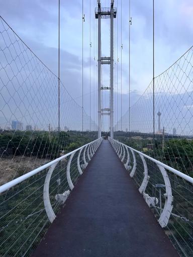 عکس پل معلق آسمان تهران