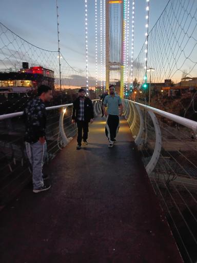 عکس پل معلق آسمان تهران