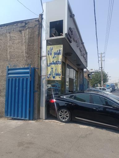 عکس تعمیرگاه تخصصی نیسان