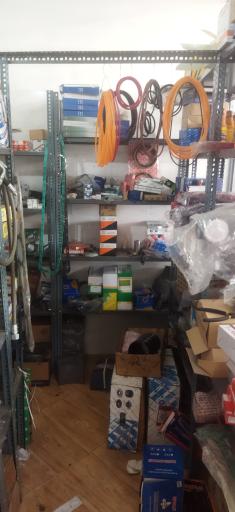 عکس تعمیرگاه ماشین سنگین عسکری 