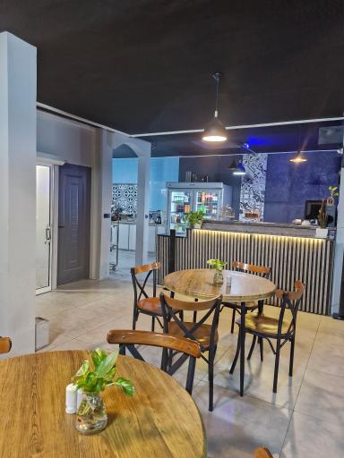 عکس کافه این لحظه 