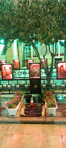 عکس مزار شهید محمدحسین حدادیان