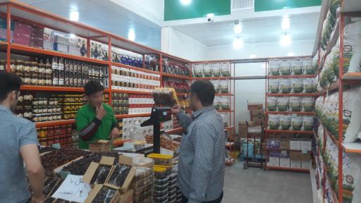 عکس بازار روز میوه و تره بار یاس ۲