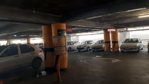 عکس پارکینگ طبقاتی کرمانی