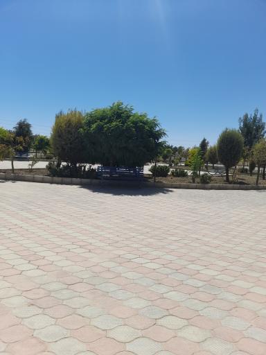 عکس میدان نوین