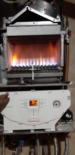 عکس تعمیر پکیج قم