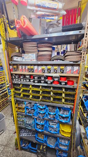 عکس فروشگاه ابزار قائم شعبه ۱