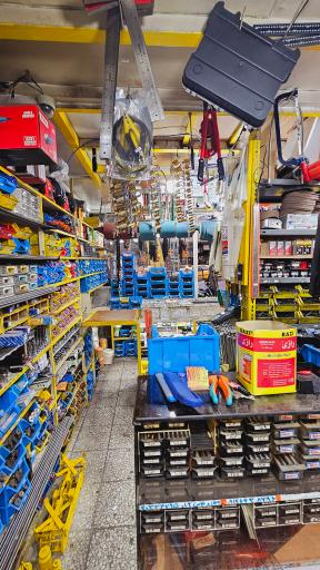 عکس فروشگاه ابزار قائم شعبه ۱