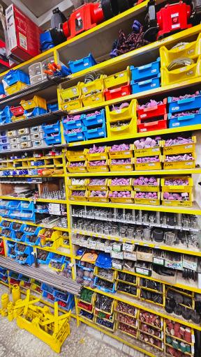 عکس فروشگاه ابزار قائم شعبه ۱