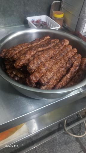 عکس کباب و حلیم‌ فروشی برتر