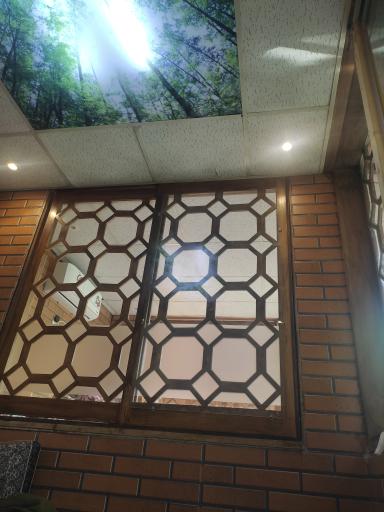 عکس باغ رستوران عمارت شب نشین