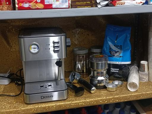 عکس یاشار مارکت 