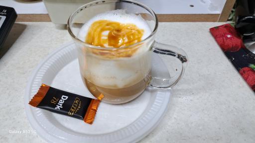 عکس کافه رهگذر