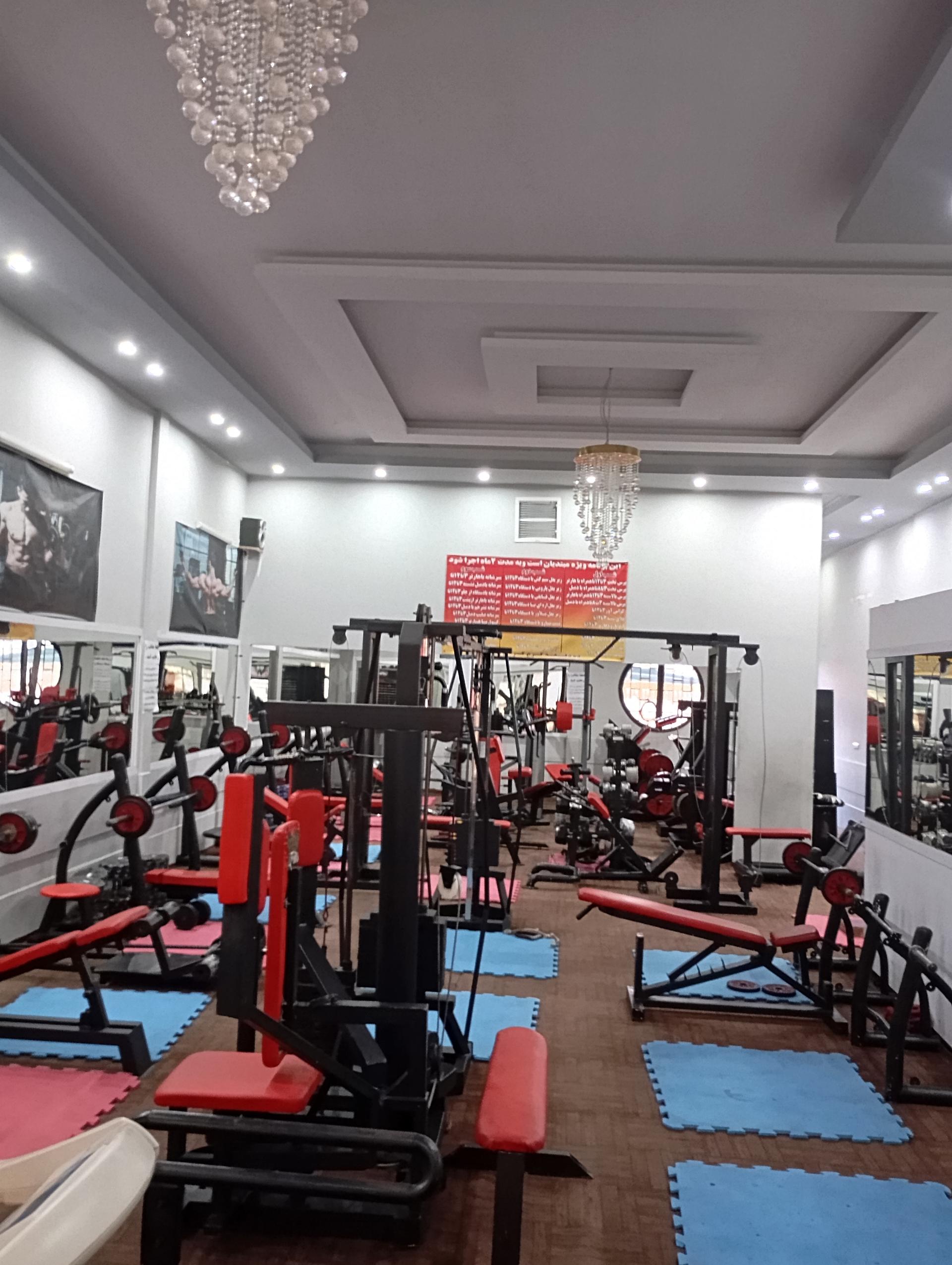 عکس باشگاه پرورش اندام و پاورلیفتینگ همگام