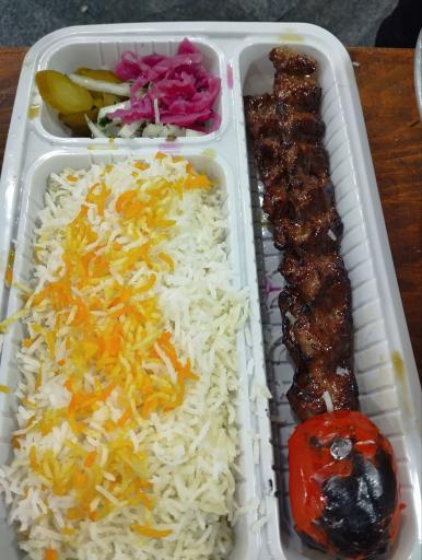 عکس ارژنگ باربیکیو 