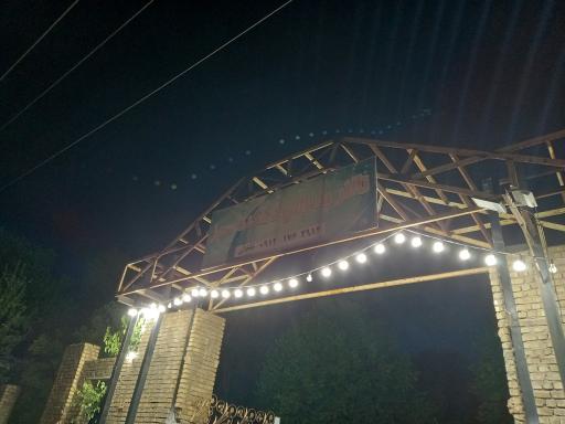 عکس مجتمع خدماتی دهکده سبز