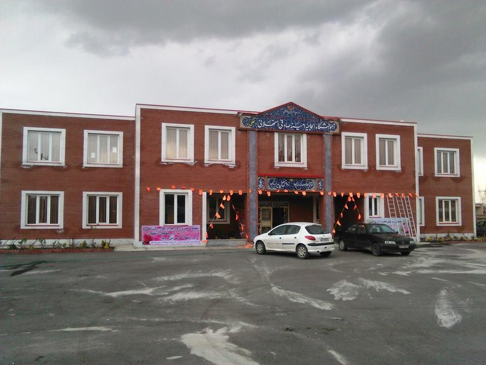 عکس مدرسه ابتدایی صادقی