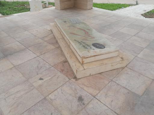 عکس مزار شهید گمنام