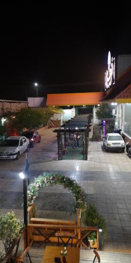 عکس رستوران فرحزاد