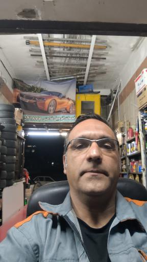 عکس خدمات فنی اتومبیل فلاحتی 