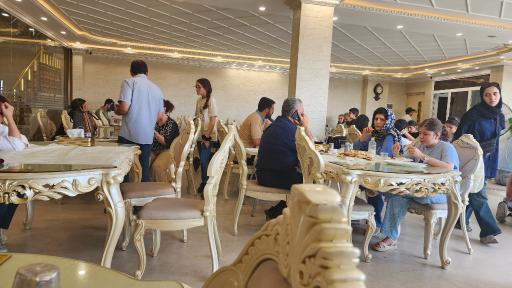 عکس رستوران سنتی شیخ صفی