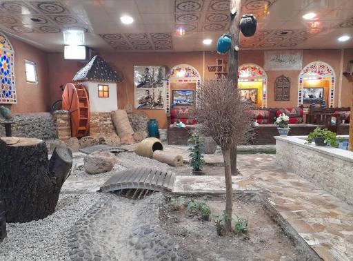 عکس رستوران شب نشین