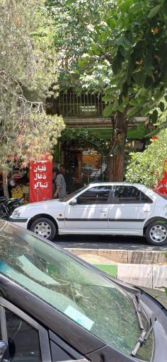 عکس فروشگاه دخانیات