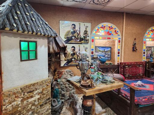 عکس رستوران شب نشین