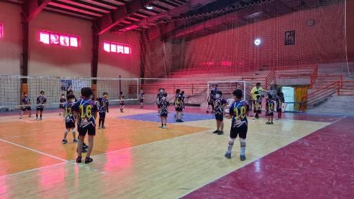 عکس آکادمی والیبال رعد