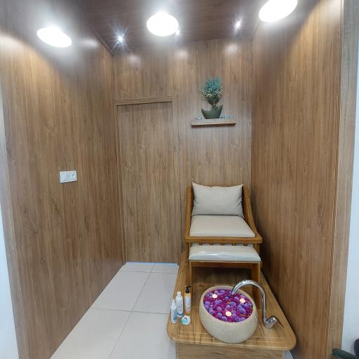 سالن زیبایی نگار