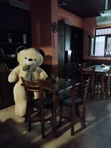 عکس کافه سینما رشت 