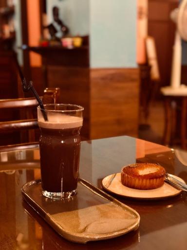 عکس کافه سینما رشت 