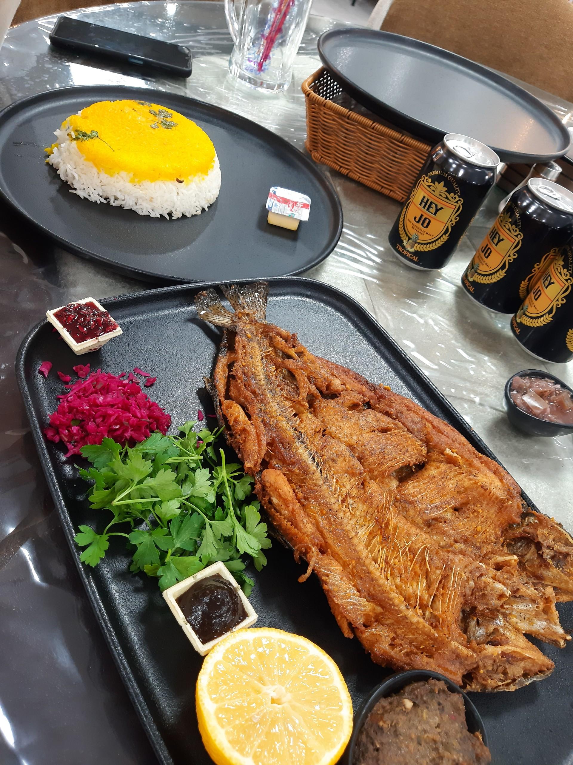 عکس رستوران باغچه سرا