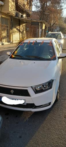 عکس شیشه اتومبیل حاج محمد