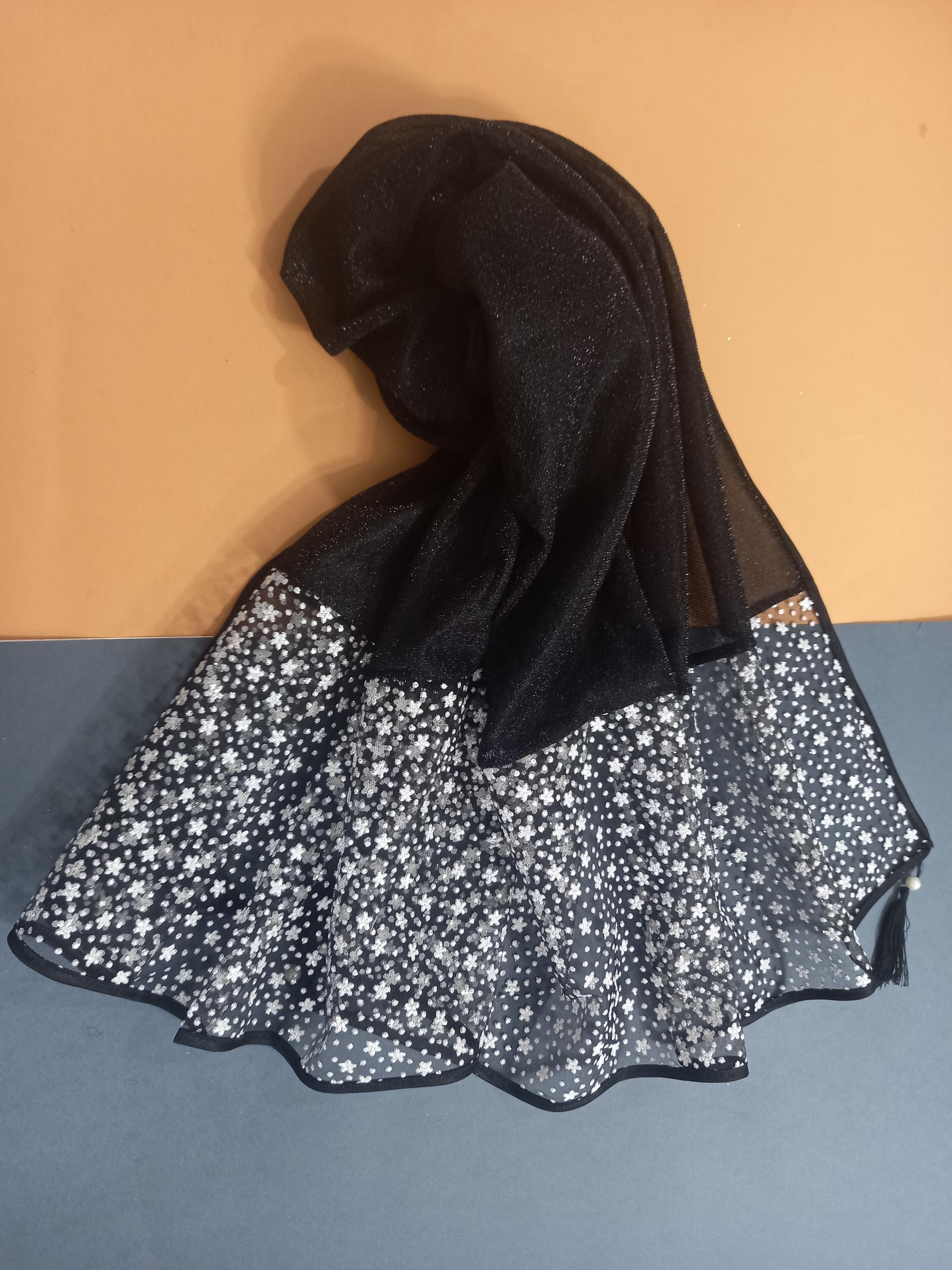 عکس تولیدی شال و روسری پانیذپوش