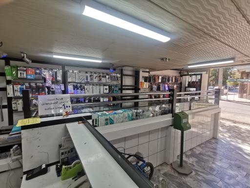 عکس آموزشگاه و کلینیک فوق تخصصی تعمیرات موبایل فجر