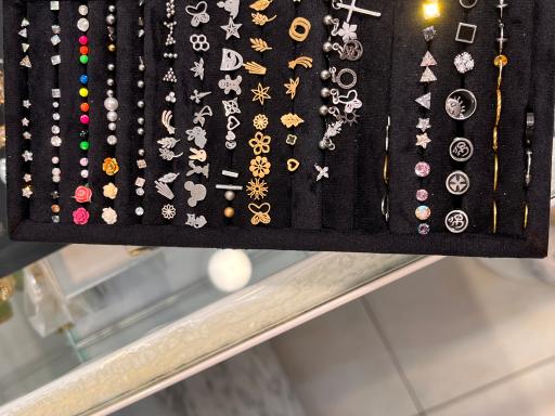 عکس گالری بدلیجات و اکسسوری زیلار