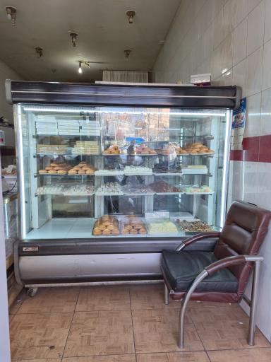 عکس نان و شیرینی امیر