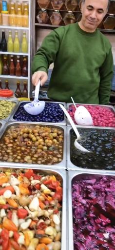 عکس عسل و زیتون بهار