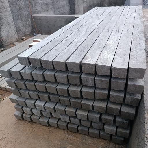 عکس کارگاه تولیدی پایه فنس بتنی کیانوش امجدی 