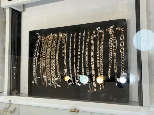 عکس گالری بدلیجات و اکسسوری زیلار