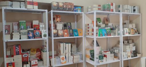 عکس انتشارات خودمونی