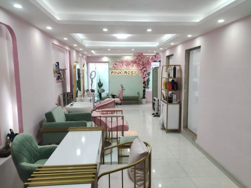 عکس سالن زیبایی رز صورتی 