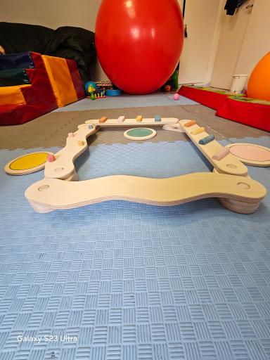 عکس کلینیک کاردرمانی و گفتاردرمانی ژرفا