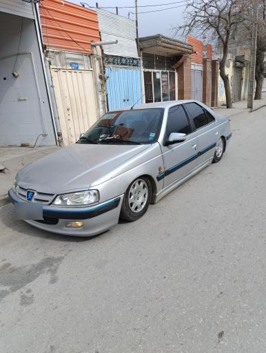 عکس تعمیرگاه اتو مدرن