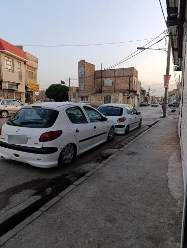 عکس تعمیرگاه اتو مدرن