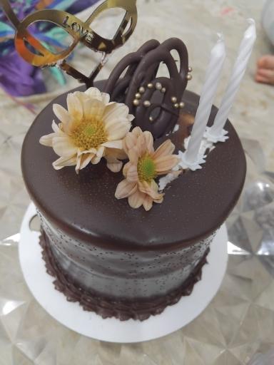 عکس قنادی جام عسل طلایی
